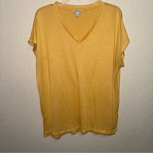 ORVIS Women’s L Mustard Gold Short Sleeve Top Hi Low Side Slit Casual